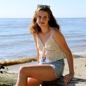 Meet your Posher, Amelia